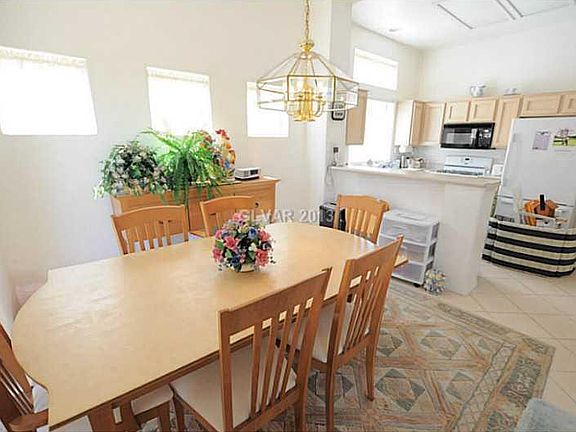 4th image of 10801 Date Creek Ave