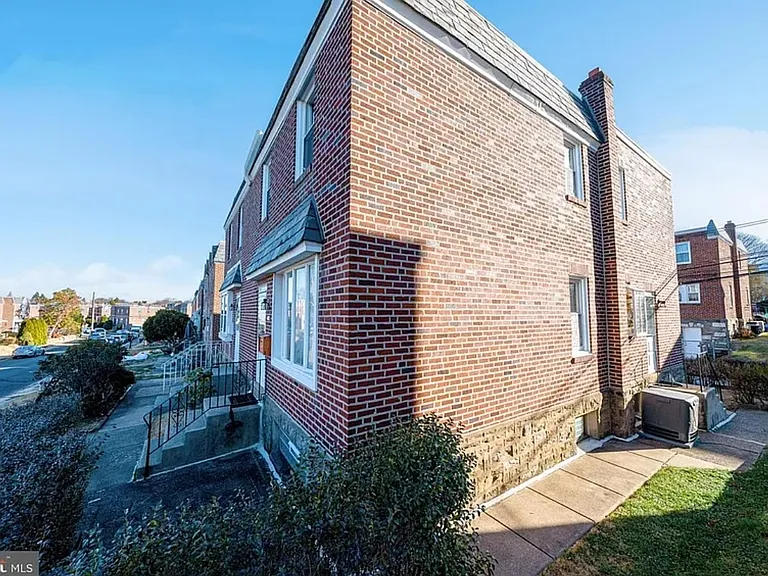 7400 Shisler St — Photo 31
