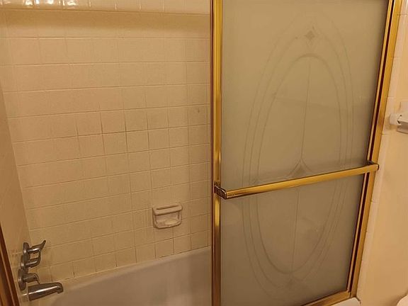 5th image of 3550 NW 8th Ave APT 105