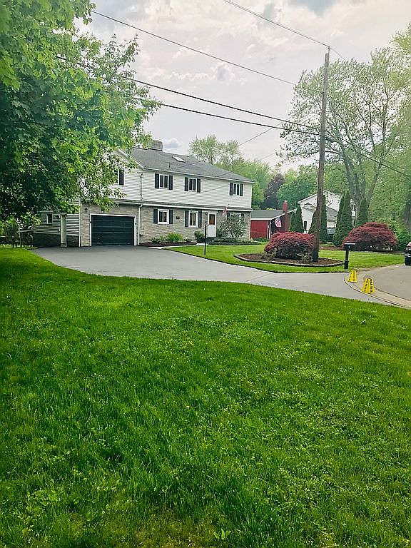3 Midvale Dr, Fairport, NY 14450 Zillow