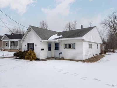 89 Pinehurst Ave, Cheektowaga, NY, 14225