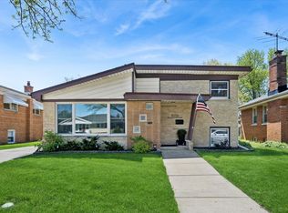 10665 Preston St, Westchester, IL 60154