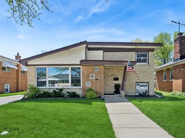 10665 Preston St, Westchester, IL 60154