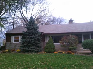 2762 Shrewsbury Rd, Columbus, OH 43221