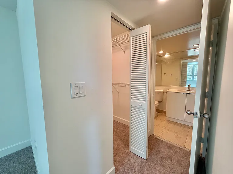 211 SW 19th Rd #A1 — Photo 6