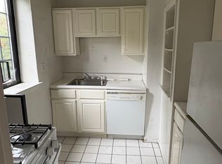 45 Pondfield Rd W APT 4G, Bronxville, NY 10708