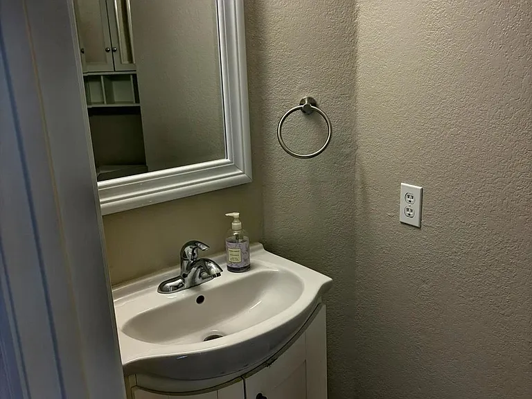 14707 Single Trce — Photo 14