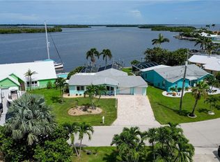 11803 Island Ave, Matlacha, FL 33993