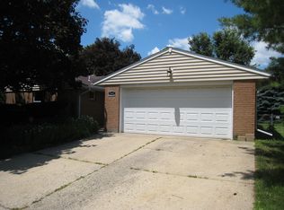 7641 Blossomview Ct, Dayton, OH 45424