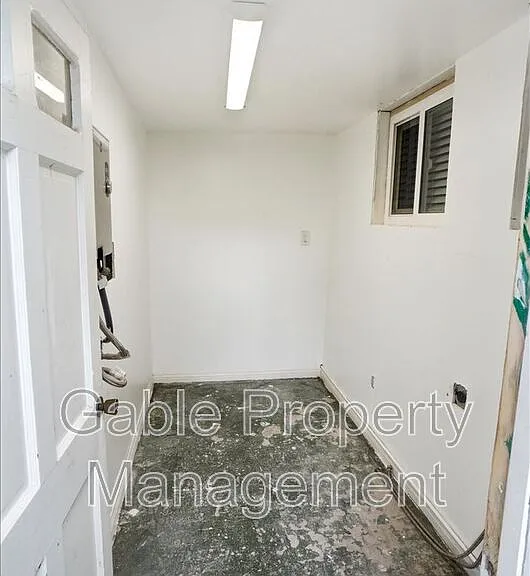 27453 Santa Clarita Rd — Photo 12