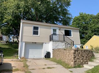 2318 S 48th St, Omaha, NE 68106