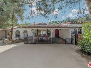 8600 La Tuna Canyon Rd, Sun Valley, CA 91352