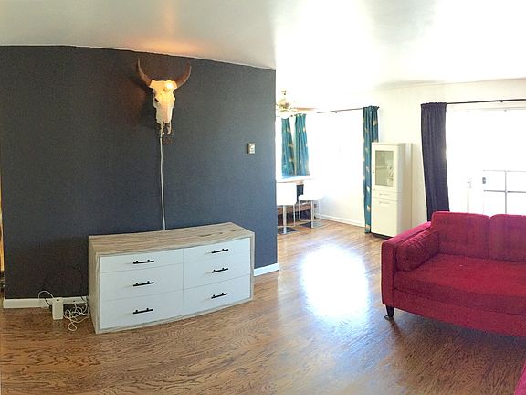 3rd image of 1021 12th St APT 208