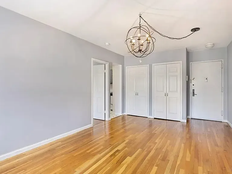 186 W 80th St #5J — Photo 3