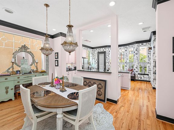 2nd image of 1113 Gross St