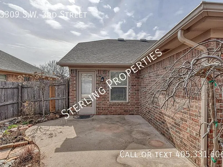 13309 SW 3rd St — Photo 35