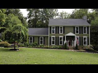 7 Welcome Ln, Hendersonville, TN 37075
