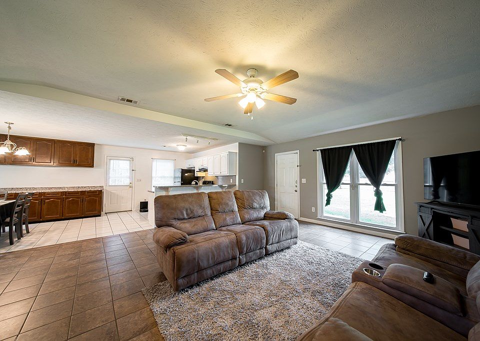 1315 Chalbena Ave, Columbus, GA 31907 Zillow