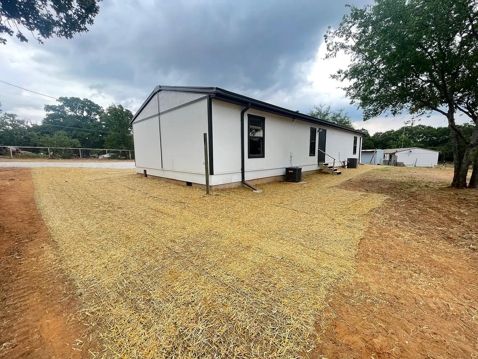 4 bed, 1536 sqft, $1,950 — Photo 3