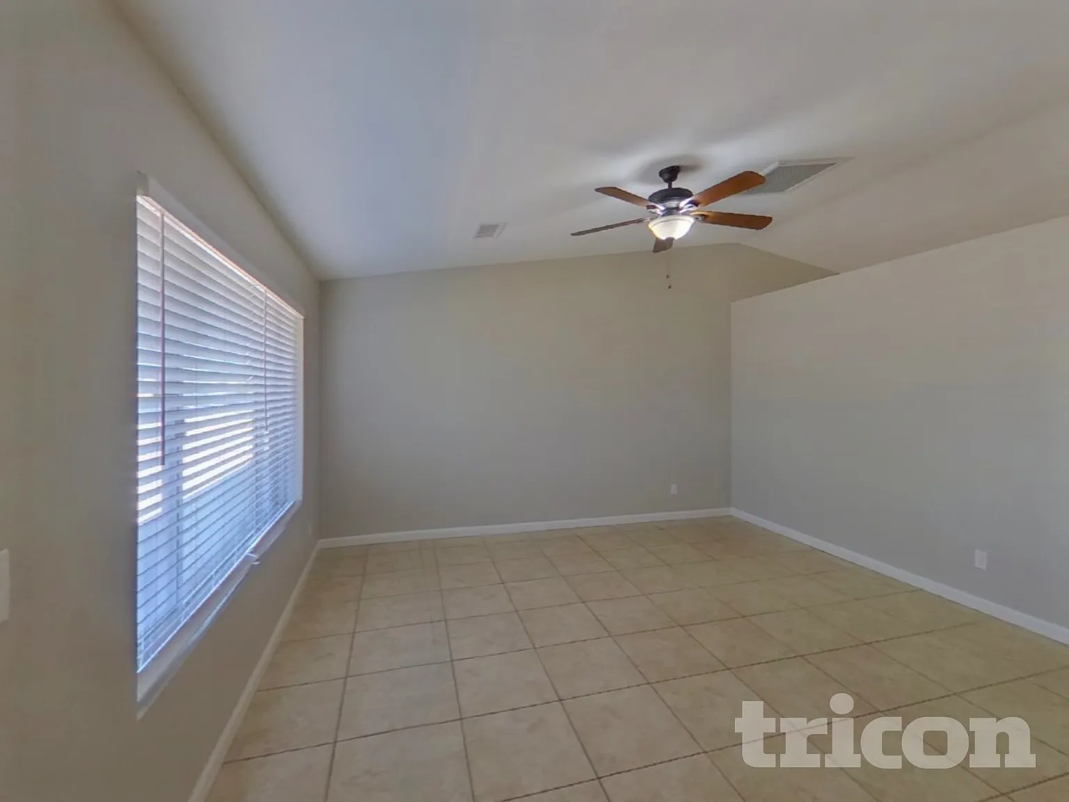 845 S Vineyard Mesa AZ — Photo 4
