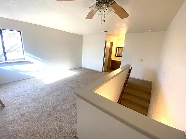 Cedar Lake Apartments — Photo 20