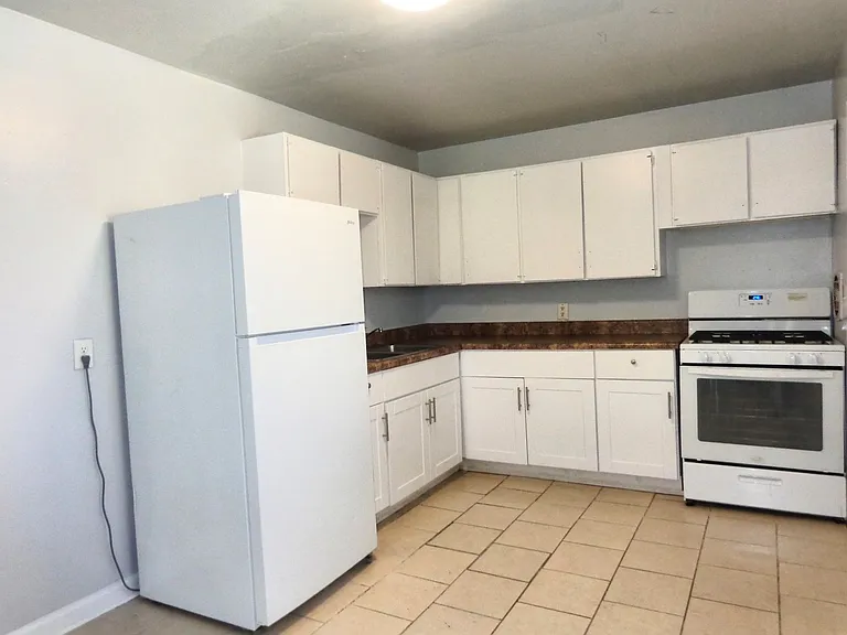 Pembroke Pines Apartments — Photo 16