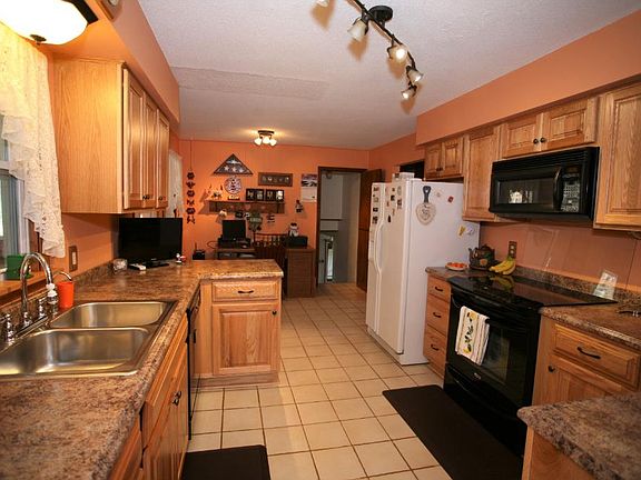 3rd image of 6509 227th Ave NE