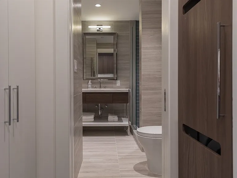 40 Trinity Pl #1602 — Photo 11