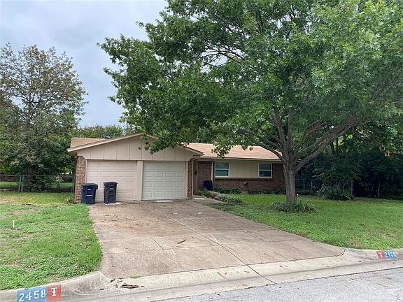 3rd image of 2458 Denbury Dr