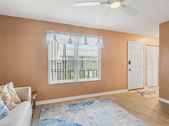 3rd image of 840 Center Ave APT 88