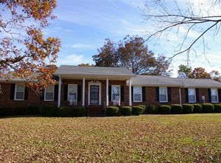 406 Blue Creek Rd, Tullahoma, TN 37388