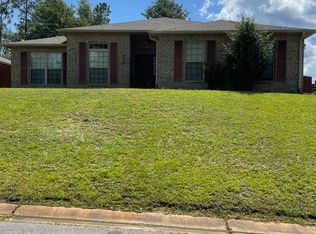 4517 Hermosa Rd, Crestview, FL 32539