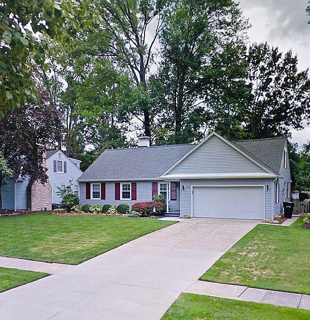 1st image of 329 Vassar Ave