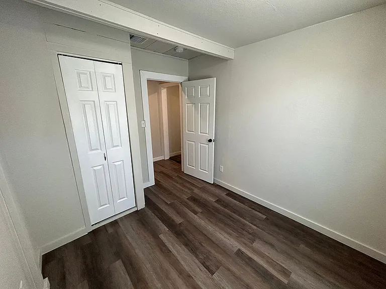 1245 Kayton Ave — Photo 14