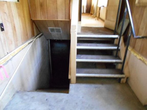 5th image of 52963 Jeffery Ave
