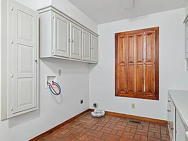 1600 E Covell Rd — Photo 24