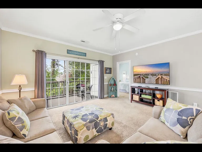 Hibiscus Dr — Photo 8