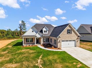 212 Cool Run, Lexington, NC 27295