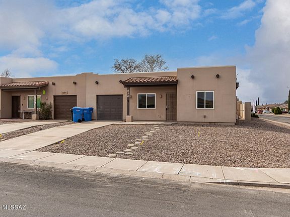 3rd image of 850 Four Winds Cir