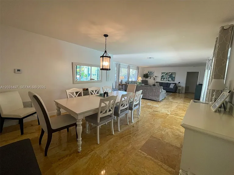 4410 N Buchanan St — Photo 18