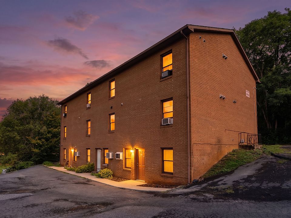 1st image of 418 Straith St APT C