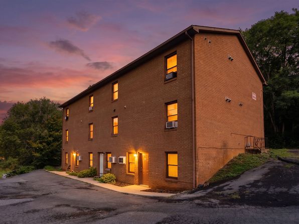 418 Straith St APT C