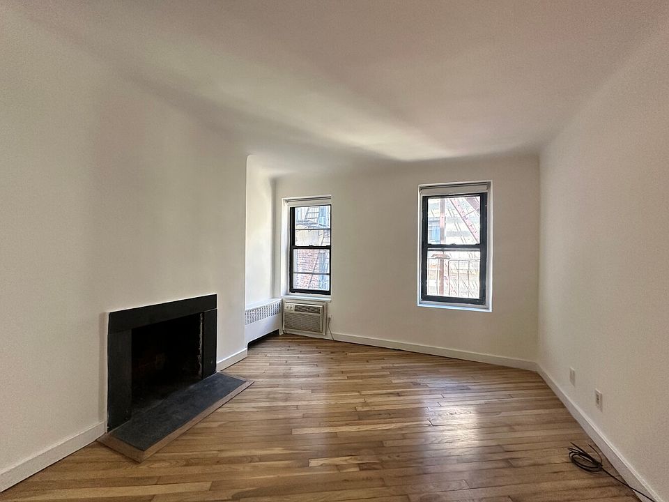 1st image of 111 Sullivan St #5118