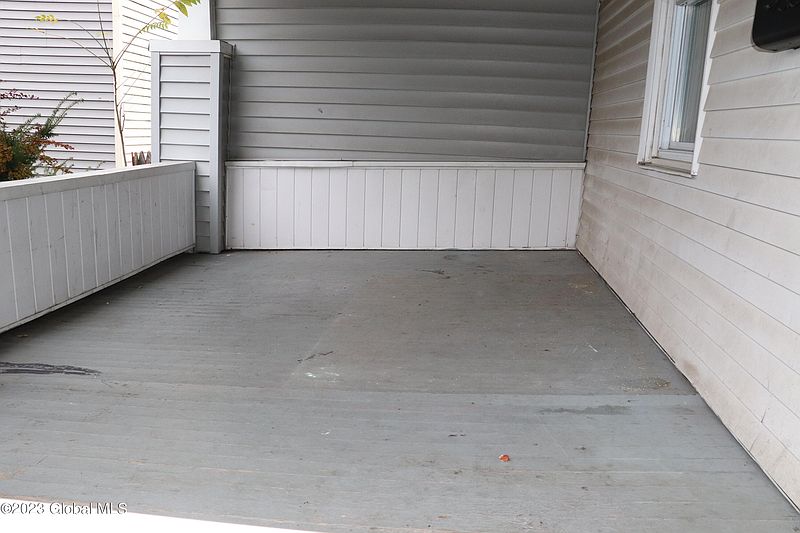 4th image of 31 Christie Street