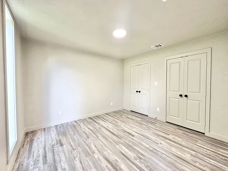 1600 Scripture St — Photo 36