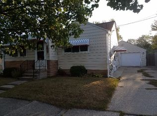 1609 S Sherman St, Bay City, MI 48708