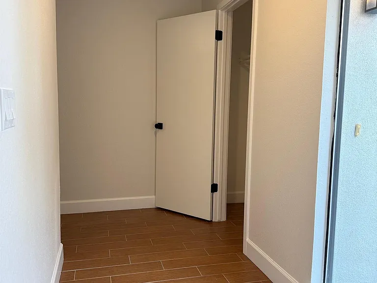 101 Portola Way #2 — Photo 6