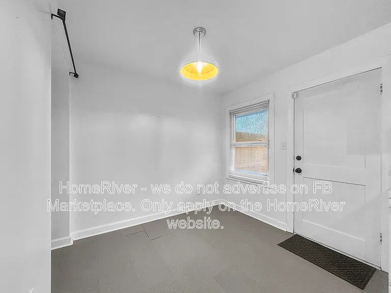338 Crafton St #3 — Photo 8