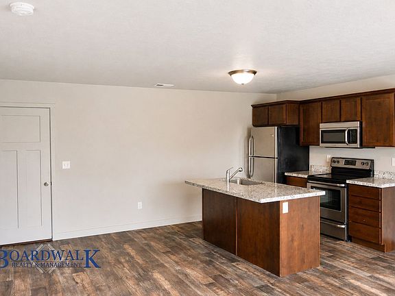 5th image of 14388 S Ferndale Way
