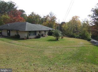 1265 Swamp Bridge Rd #L, Denver, PA 17517